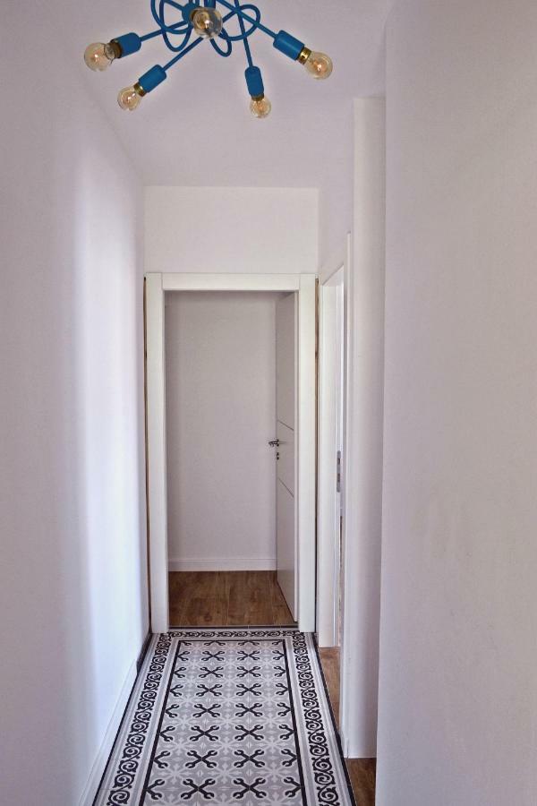 Apartment Anna Split With Parking Eksteriør billede