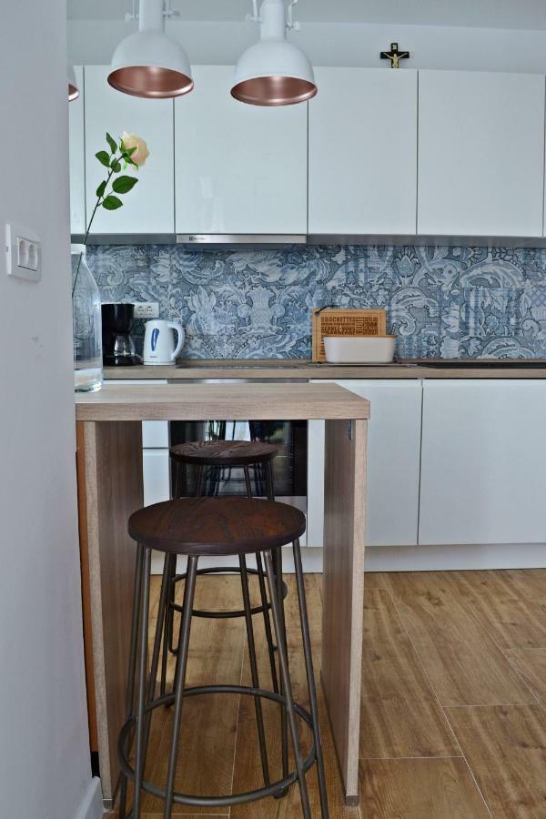 Apartment Anna Split With Parking Eksteriør billede